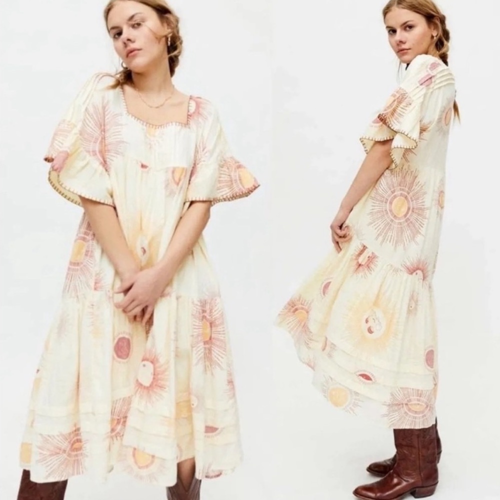 URBAN OUTFITTERS Total Eclipse Printed Midi Dress XS - Sun Moon Boho NWOT
